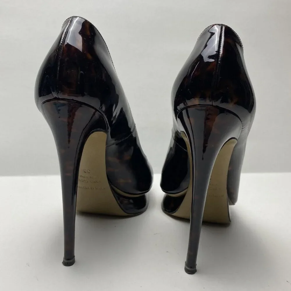NICHOLAS KIRKWOOD tortoiseshell patent leather platform pumps Size 38